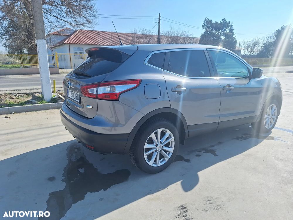 Nissan Qashqai 1.6 DCI Xtronic ACENTA - 3
