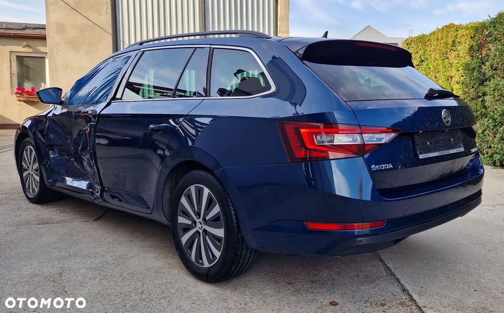 Skoda Superb 2017 photo 5