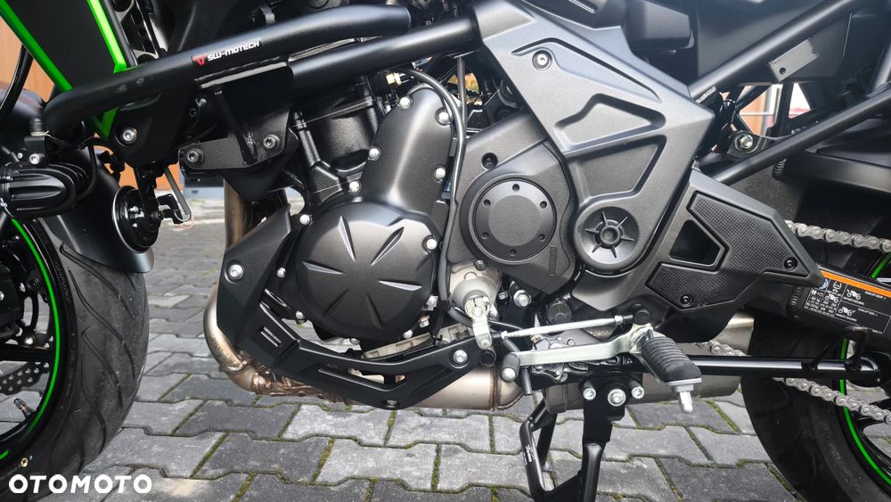 Kawasaki Versys 650 - 28