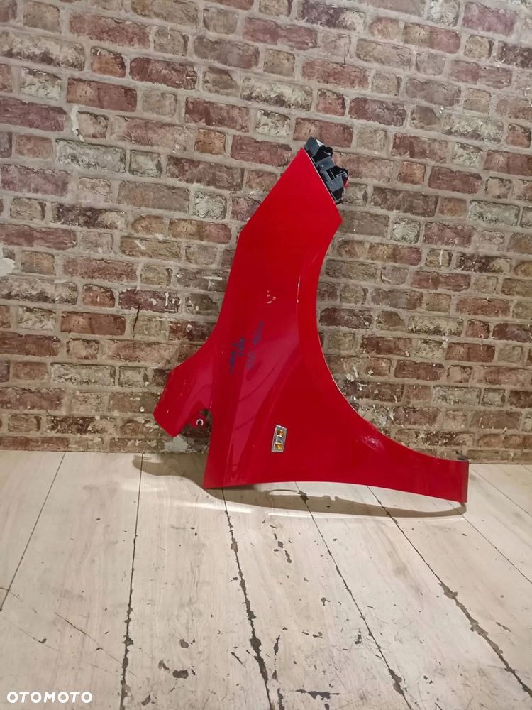 BŁOTNIK PRZÓD PRAWY OPEL CORSA E 2014/2019 ROK KOD LAKIERU Z547 - 2