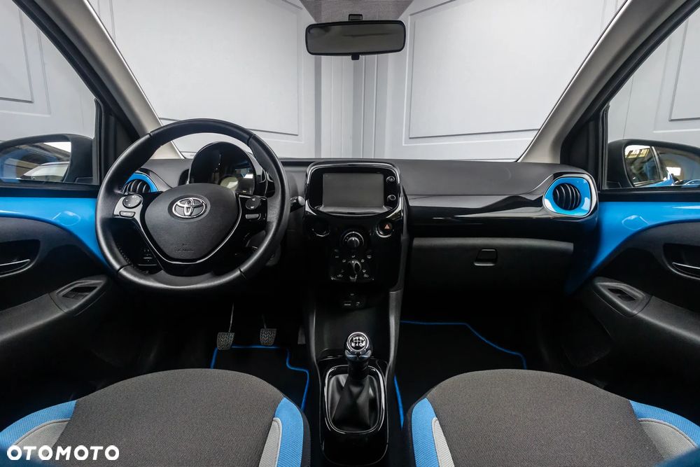 Toyota Aygo x-cite - 26