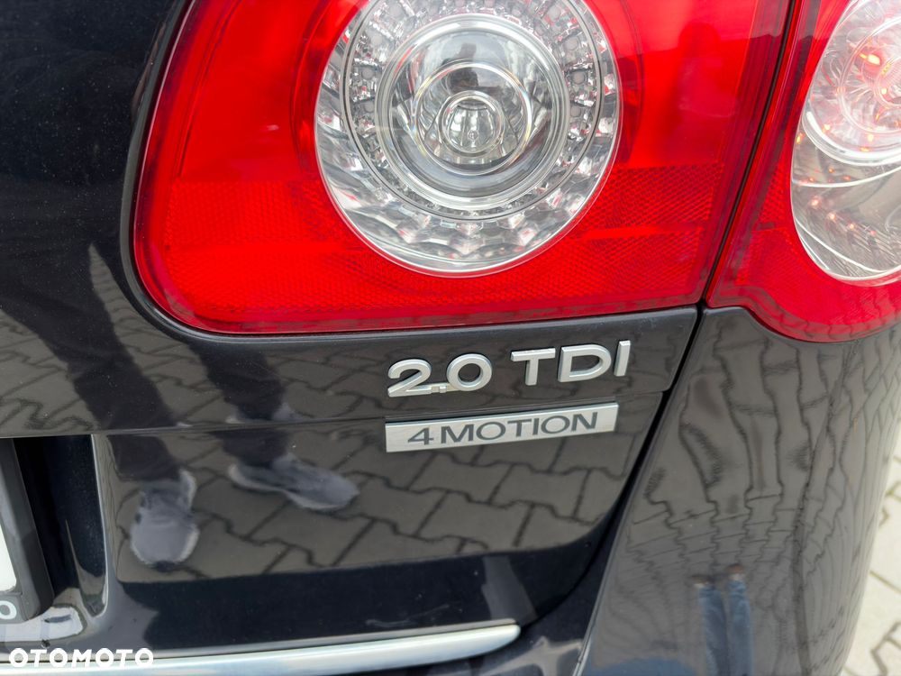 Volkswagen Passat 2.0 TDI 4Motion Highline - 30