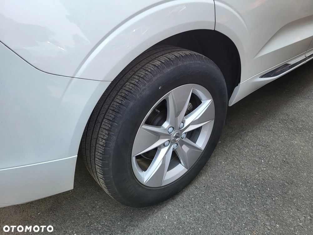 BMW X1 sDrive20i - 19