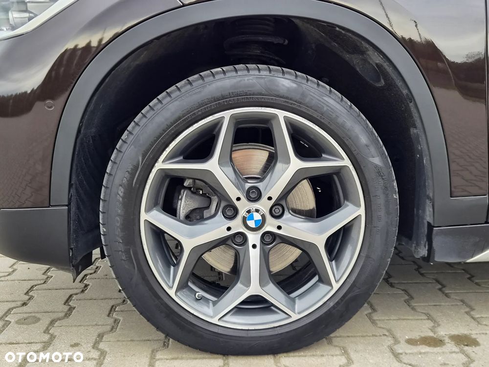 BMW X1 xDrive18d xLine sport - 36