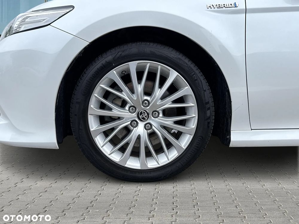 Toyota Camry 2.5 Hybrid Executive CVT - 20
