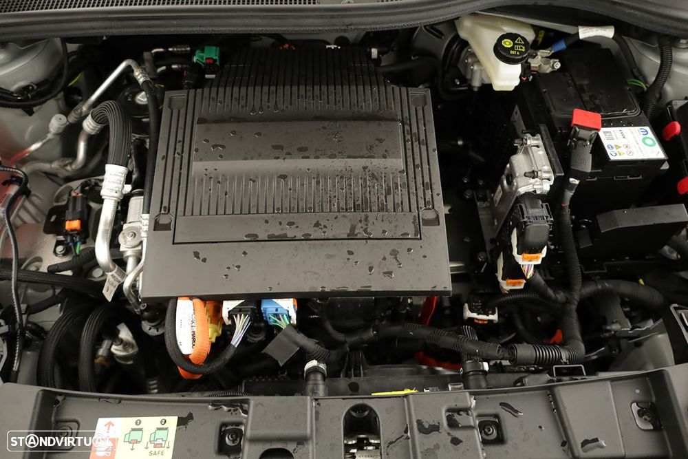 Jeep Avenger 54 kWh Summit - 24