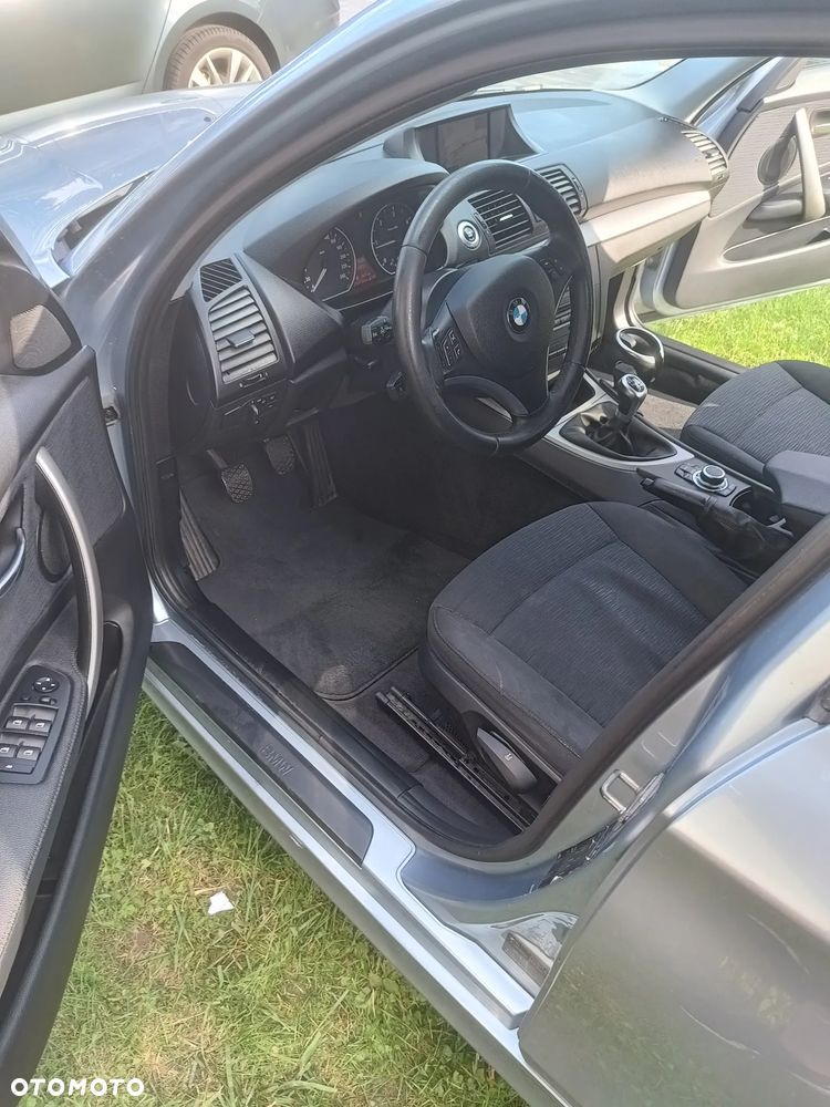 BMW Seria 1 118d - 5
