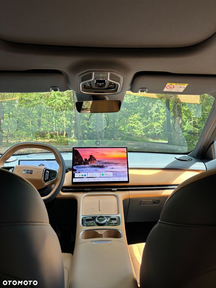 Geely Starray EM-i 1.5 PHEV Max - 12