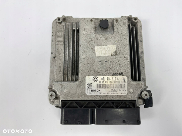 ECU KOMPUTER STEROWNIK SILNIKA VW AMAROK 03L906019G 0281016541