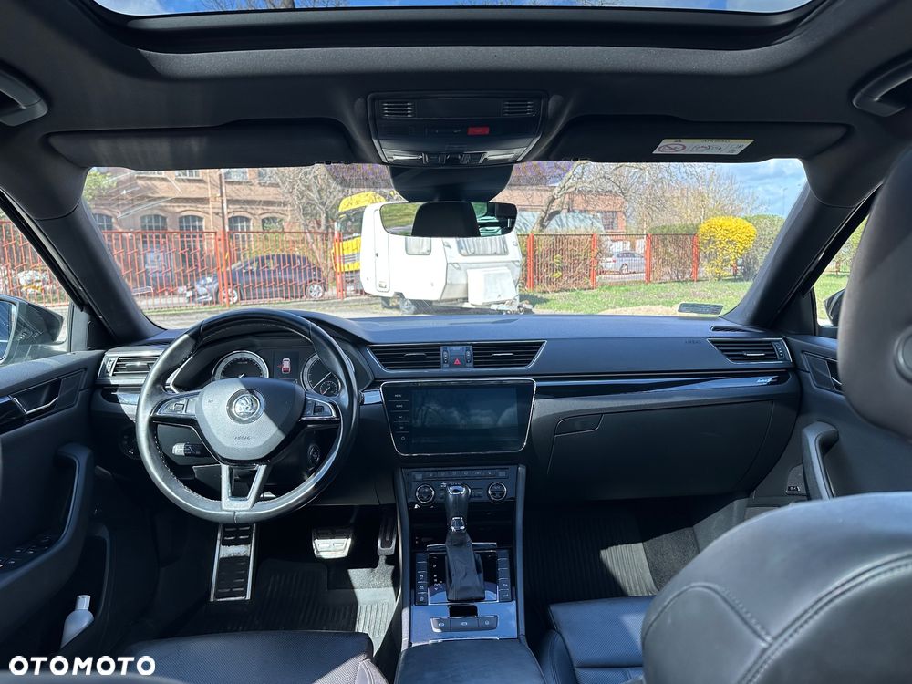 Skoda Superb 2.0 TDI L&K DSG - 11