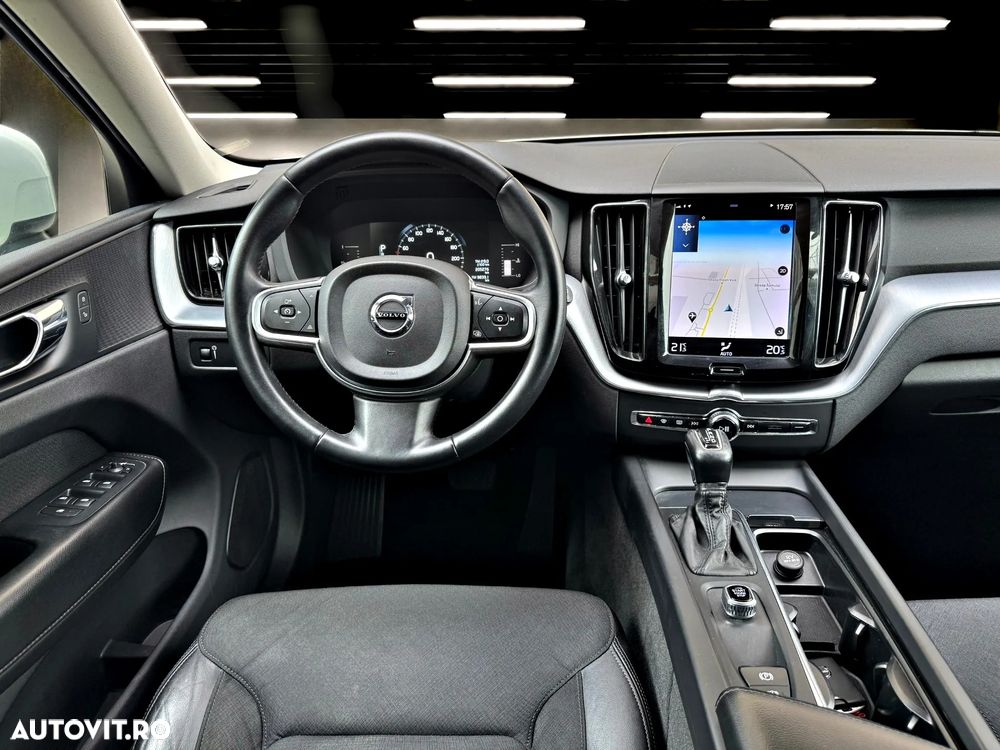 Volvo XC 60 D4 AWD Geartronic Momentum - 10