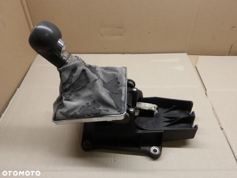 OPEL ASTRA III H HB 5D 1.9D HB 5D LEWAREK WYBIERAK ZMIANY BIEGÓW 055351706 - 1