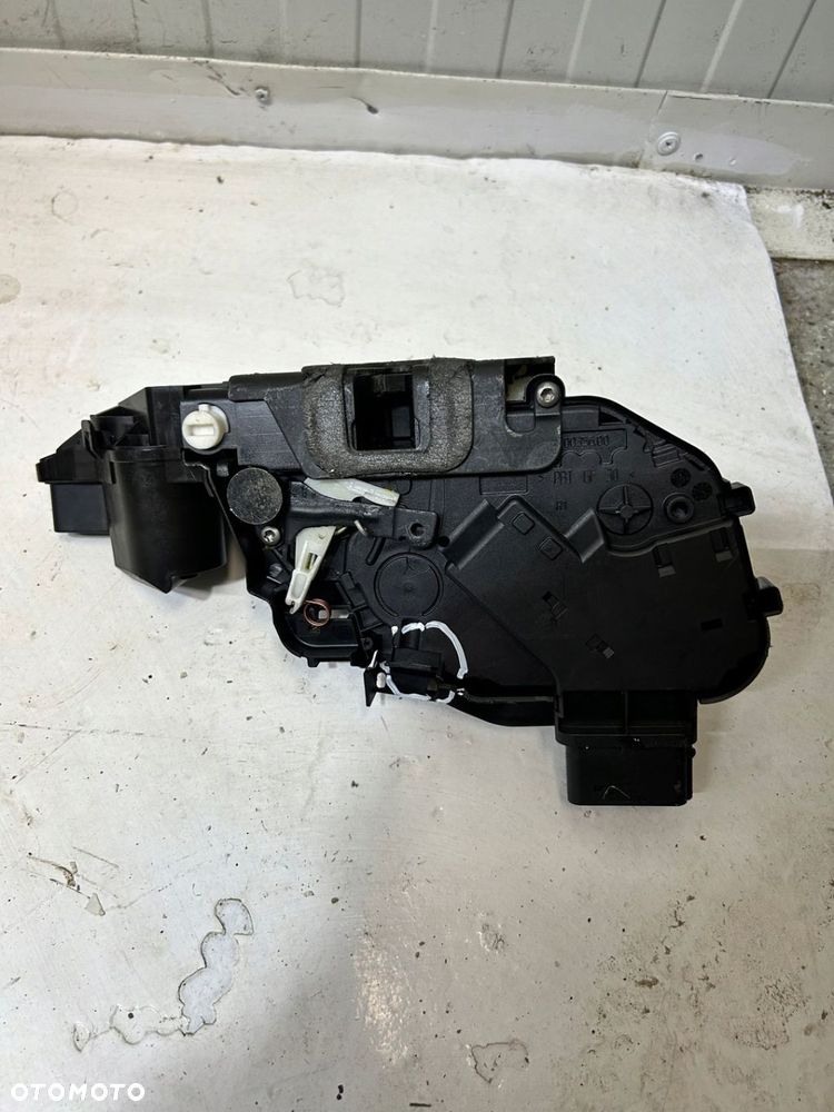 RANGE ROVER SPORT L320 3.0 KEYLESS ZAMEK DRZWI PRAWY TYŁ - 2