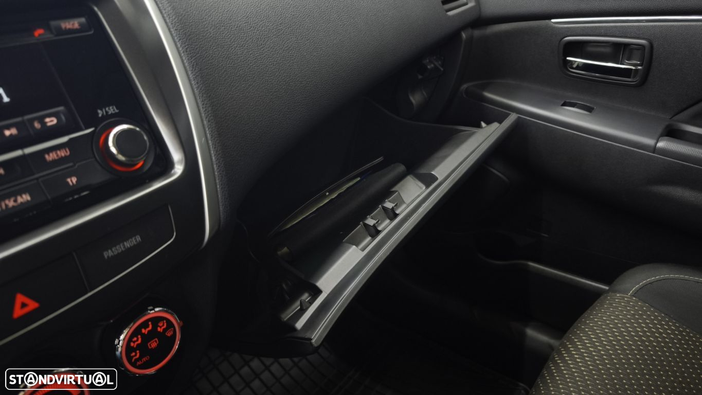 Mitsubishi ASX 1.8 DI-D Intense - 41
