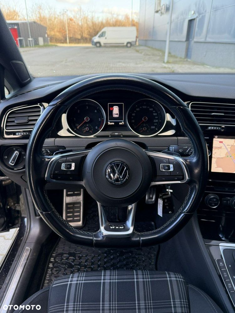 Volkswagen Golf Variant - 8