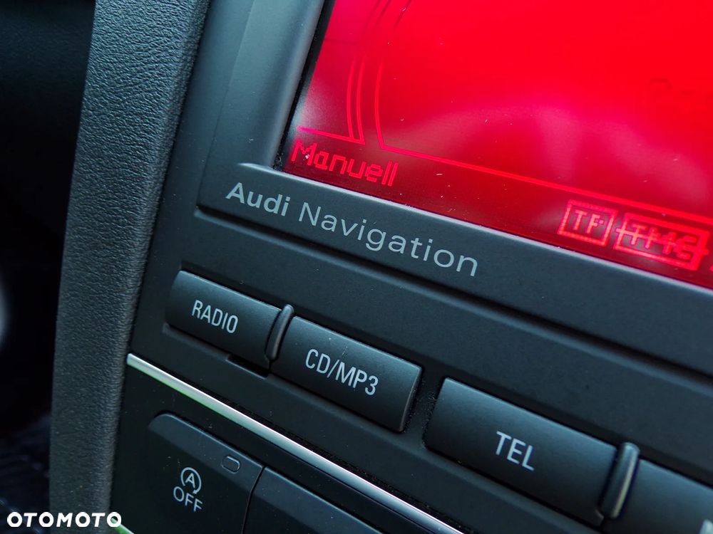 Audi A3 Sportback 2.0 TDI S line Sportpaket plus - 23