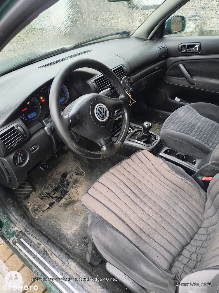 Volkswagen Passat 1.9 TDI 4Mot Basis - 12