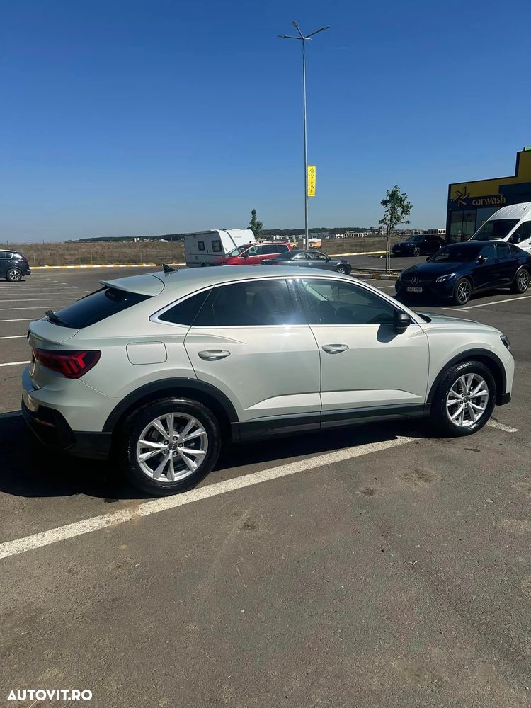 Audi Q3 2.0 35 TDI S tronic - 3