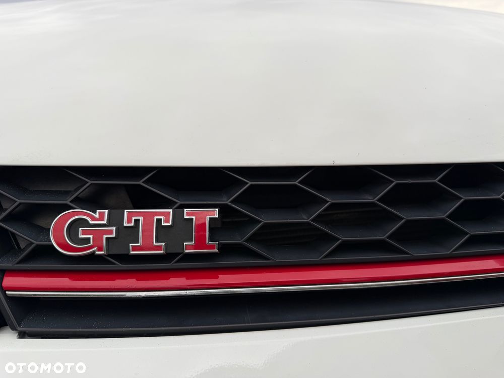 Volkswagen Golf GTI BlueMotion Technology DSG - 23