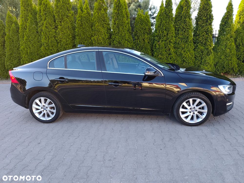 Volvo S60 D3 Summum - 8