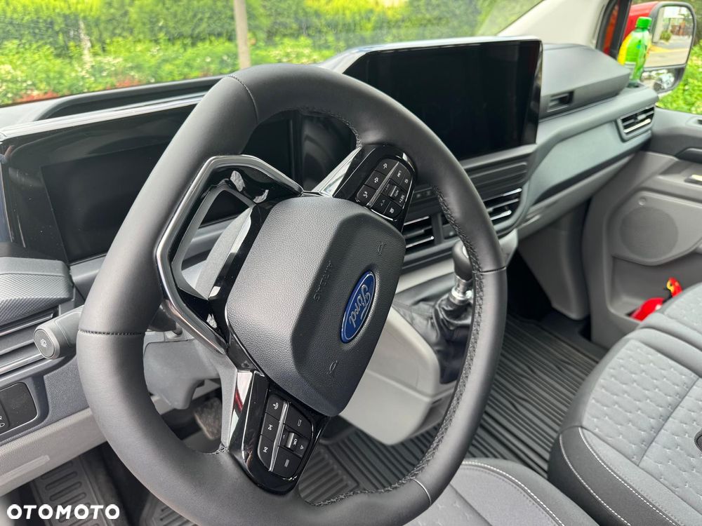 Ford Transit Custom Kombi 320 L2H1 Limited M1 - 14