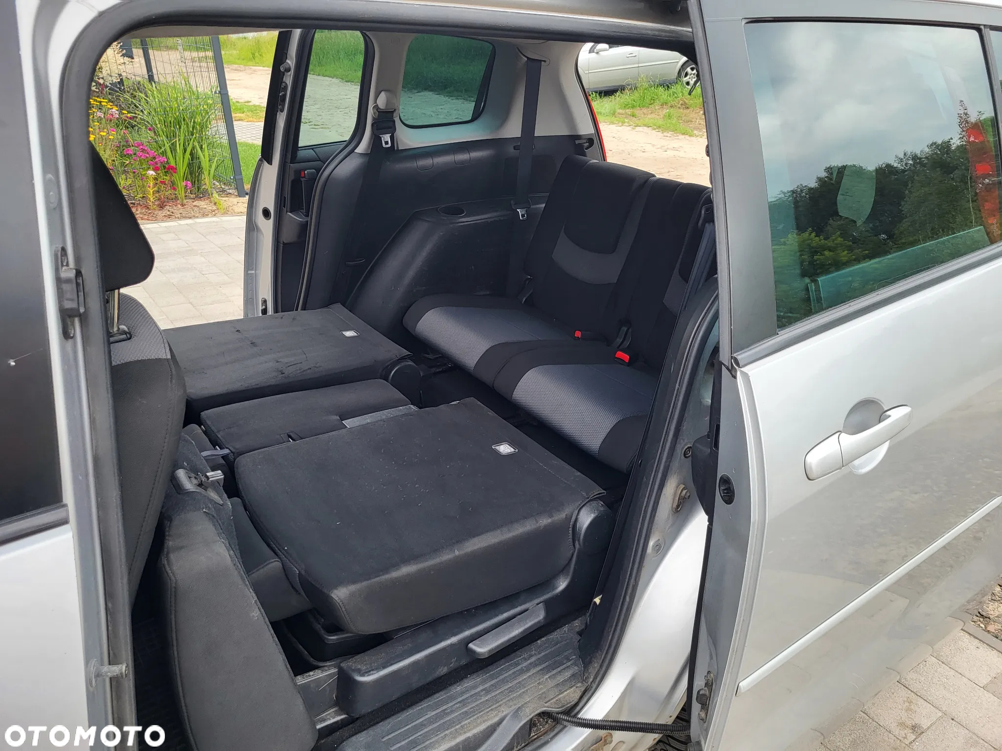 Mazda 5 2.0 Exclusive - 11