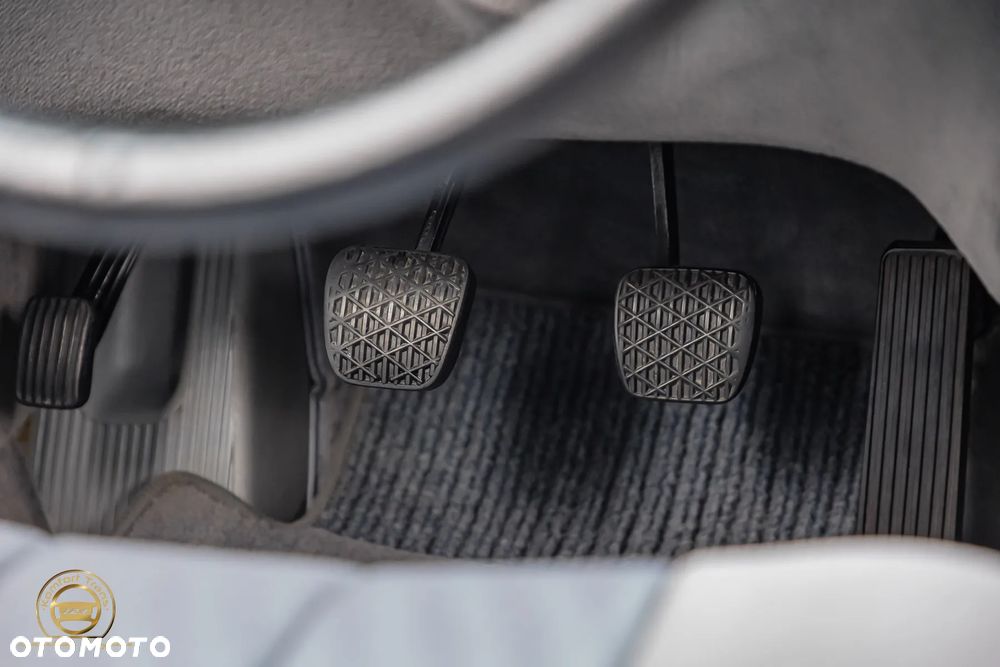 Mercedes-Benz Inny - 26