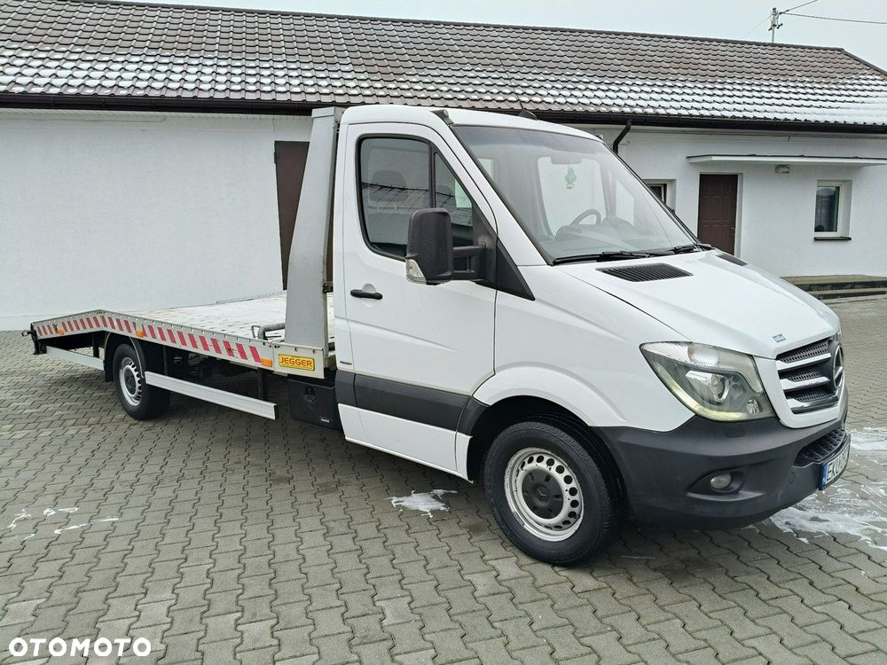 Mercedes-Benz Sprinter - 3