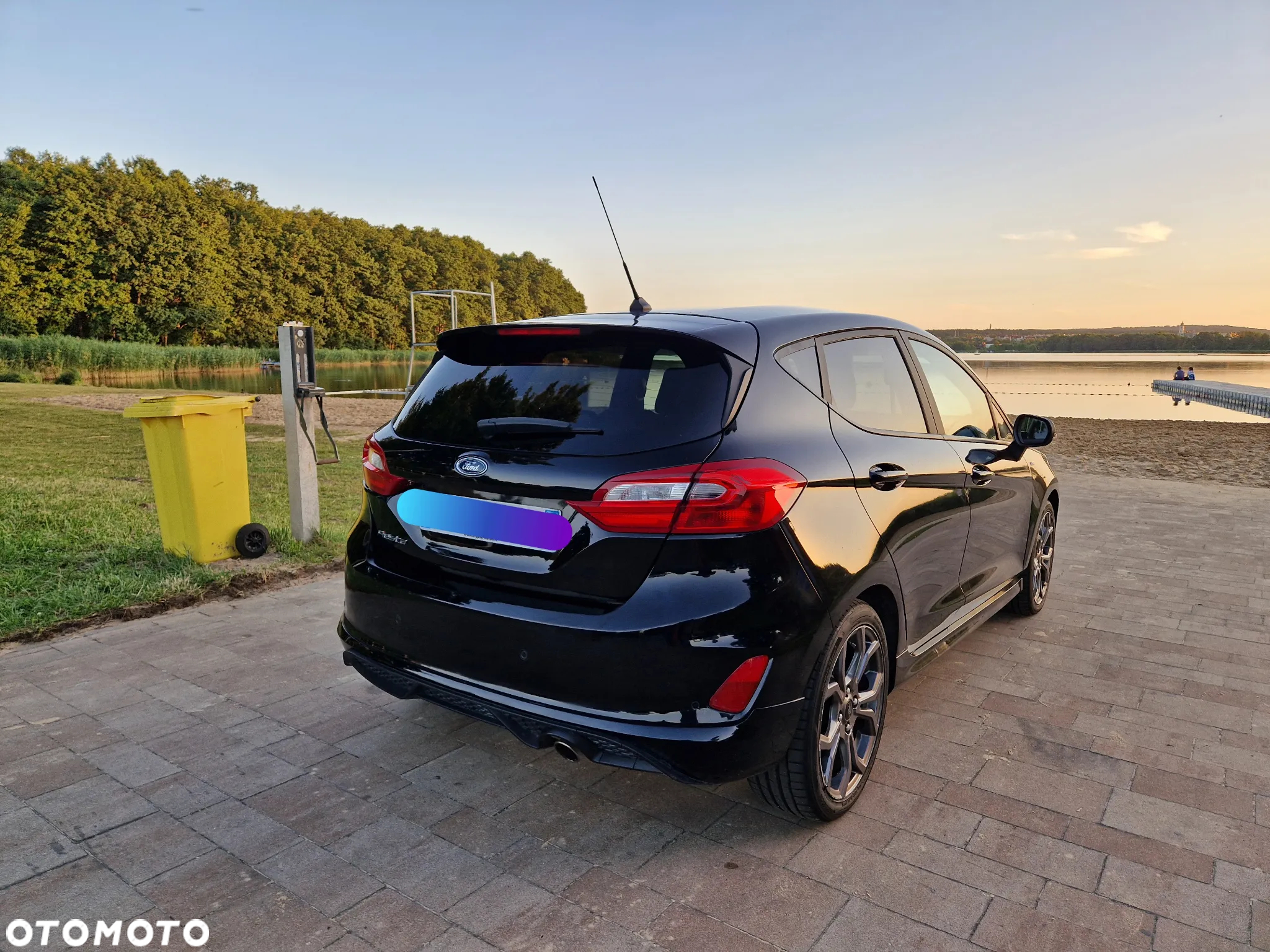 Ford Fiesta 1.0 EcoBoost S&S ST-LINE - 11