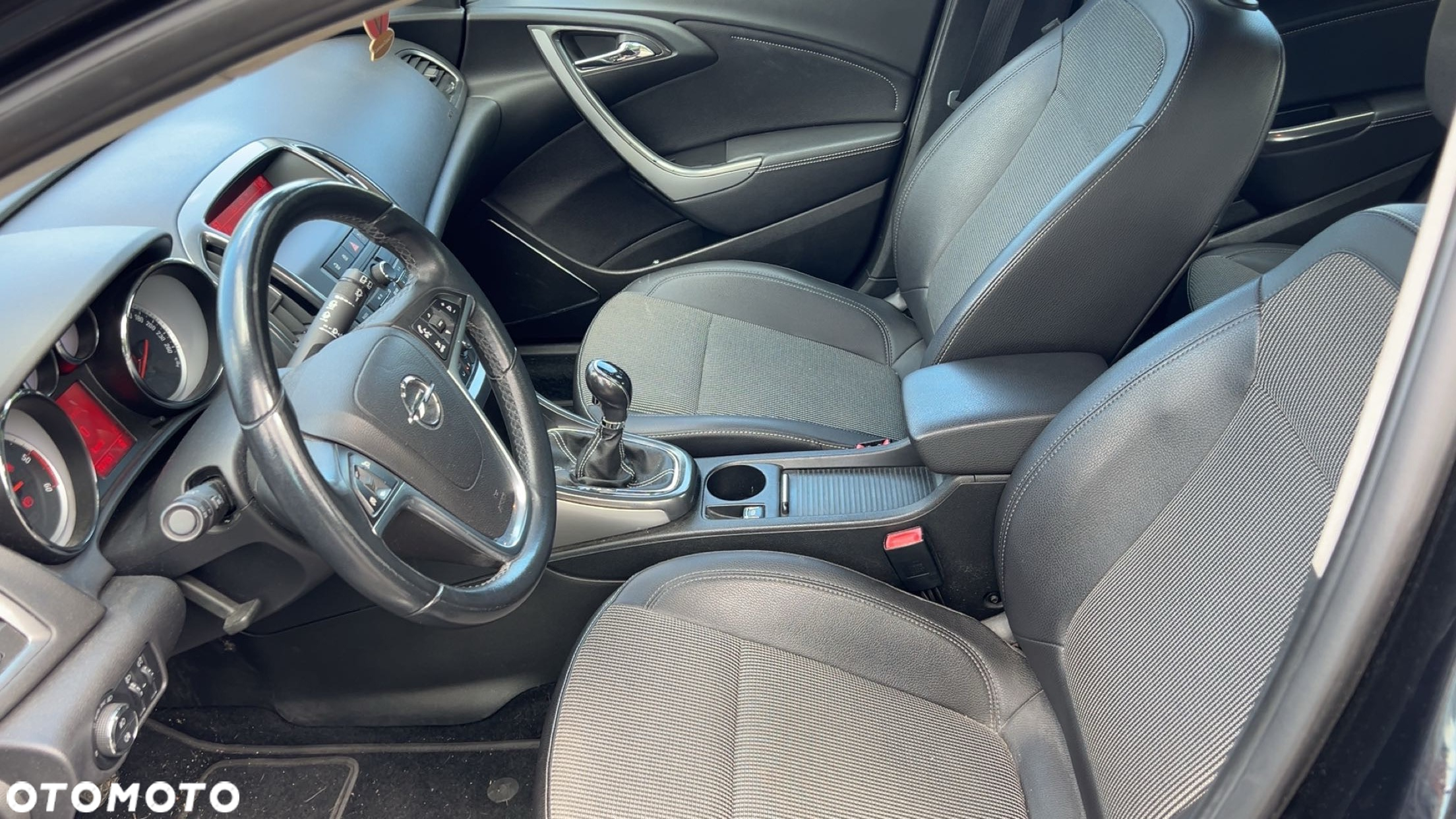 Opel Astra IV 1.7 CDTI Cosmo - 6