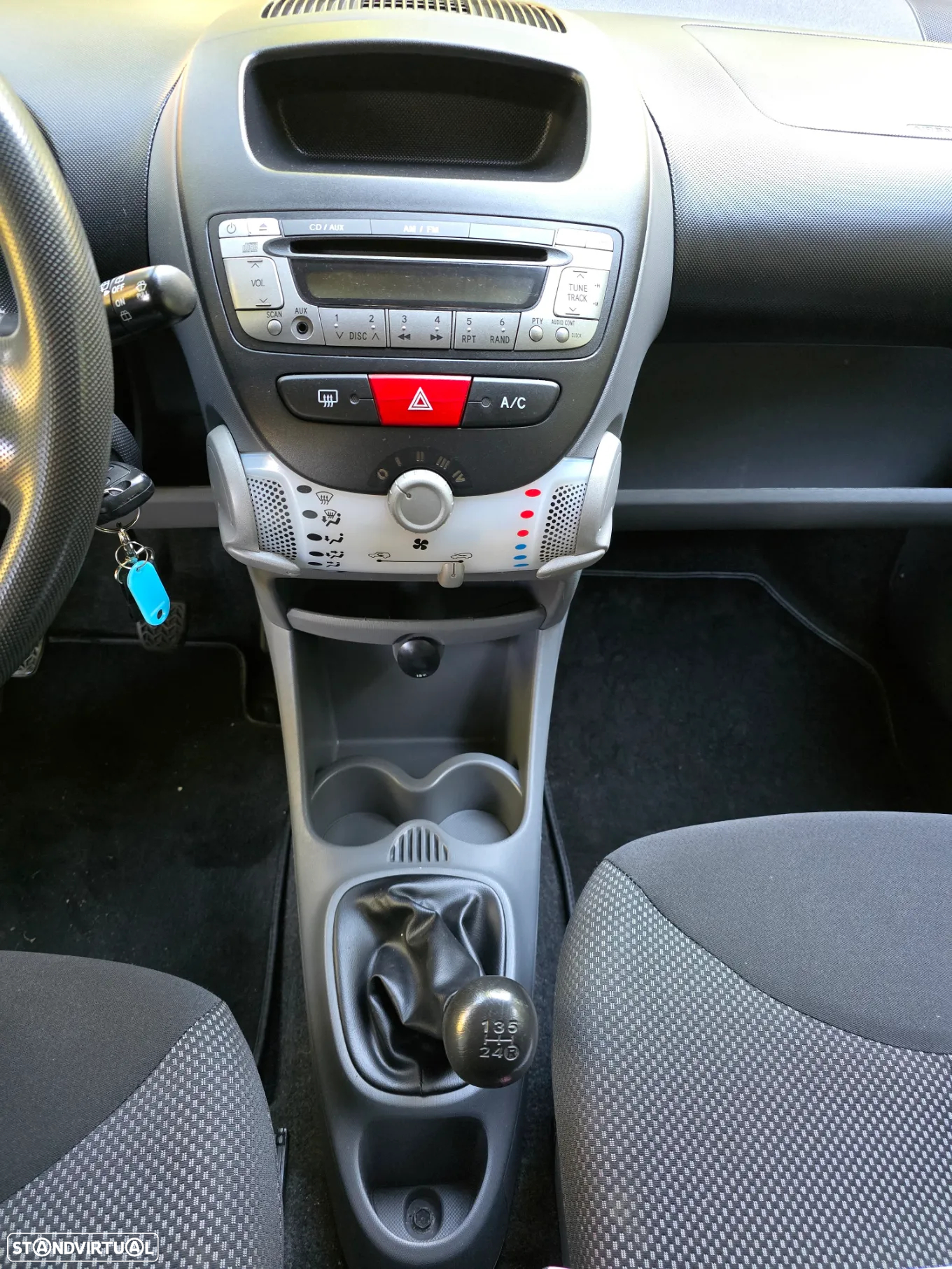 Toyota Aygo 1.0 + AC - 14