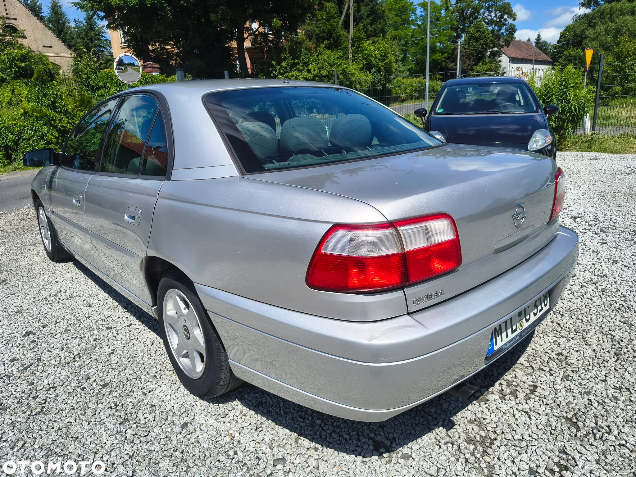 Opel Omega 2.2 Elegance - 7