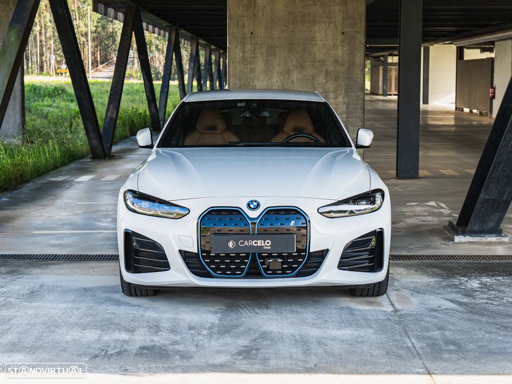 BMW i4 eDrive40 Pack Desportivo M - 3