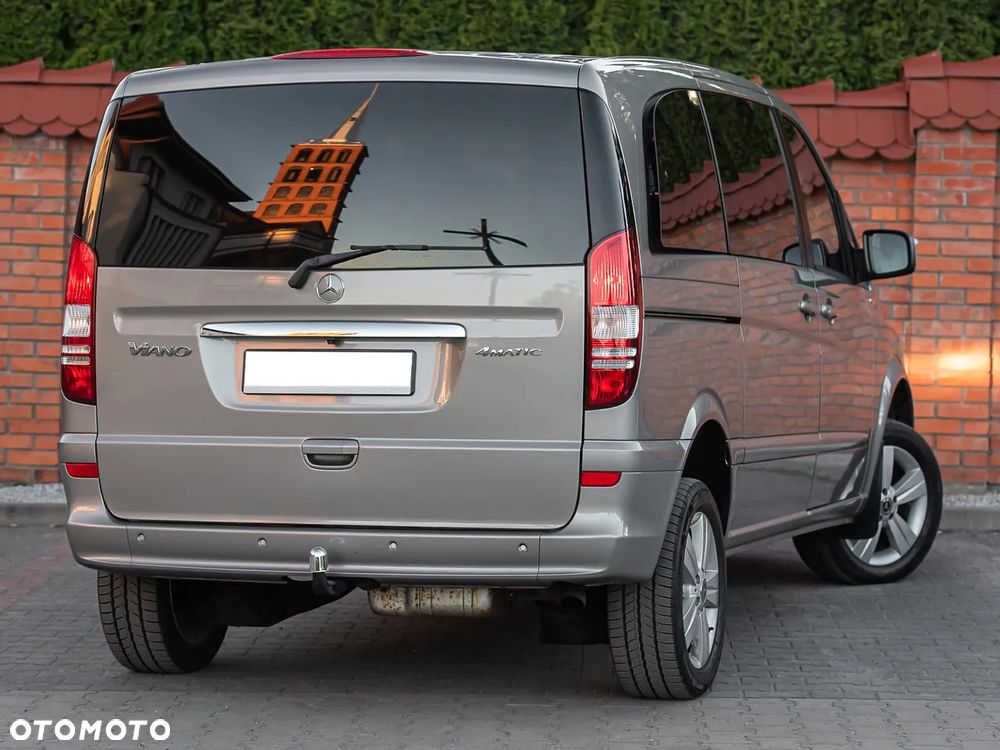 Mercedes-Benz Viano - 2