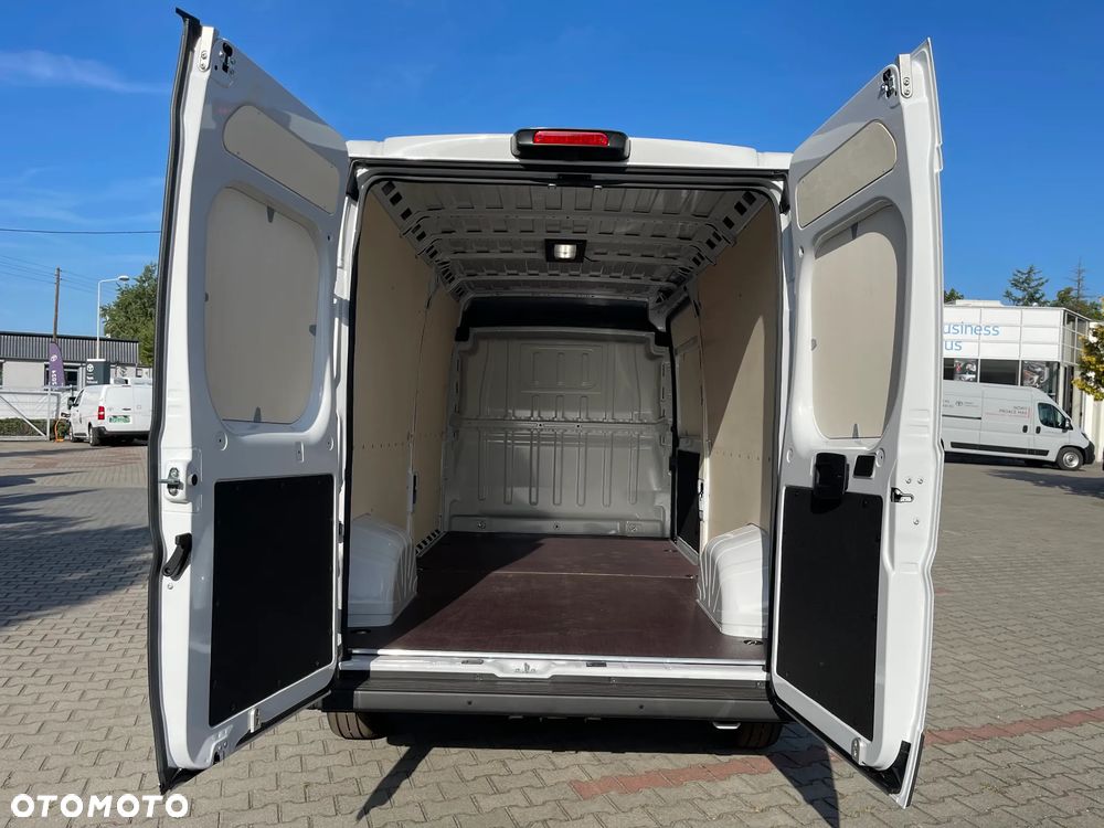 Toyota Proace Max - 10