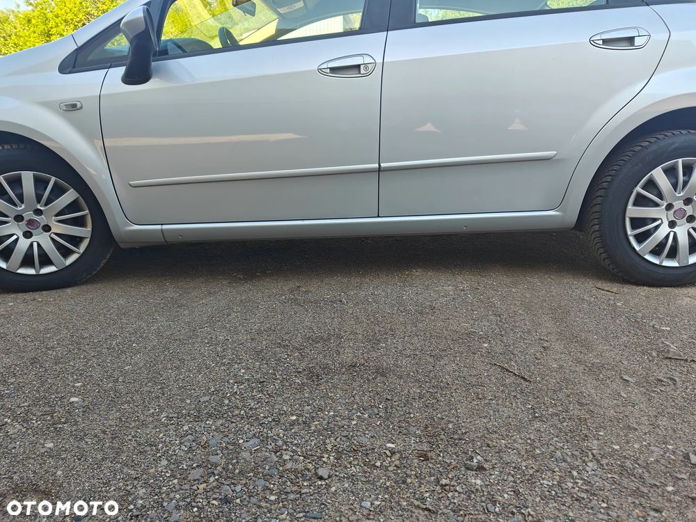 Fiat Linea 1.4 T-Jet 16V Dynamic - 4