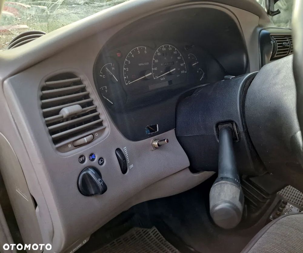 Ford Ranger - 11