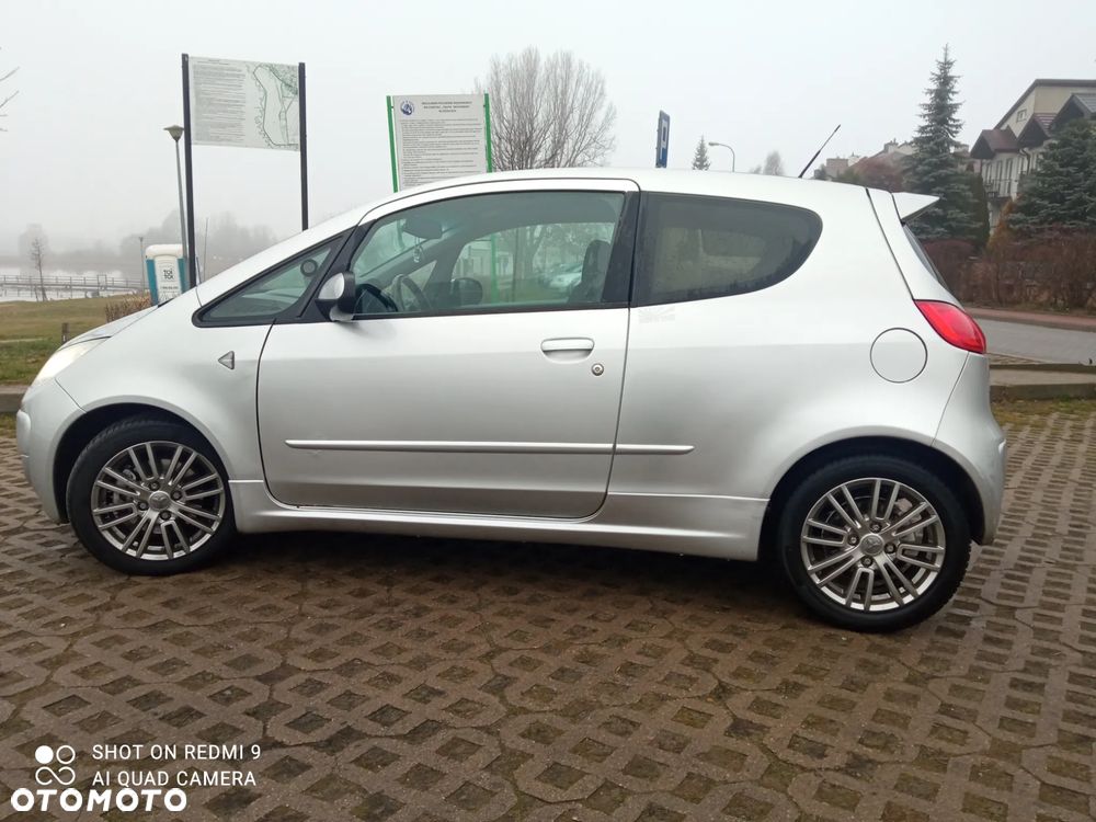 Mitsubishi Colt - 2