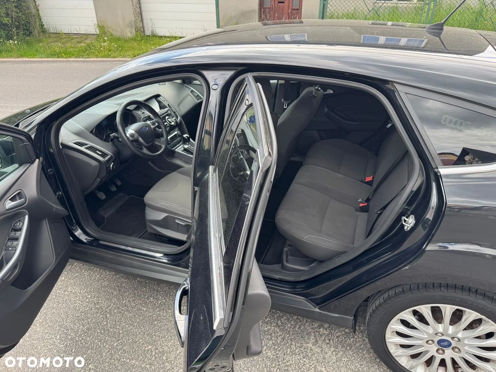 Ford Focus 1.6 EcoBoost Titanium - 10