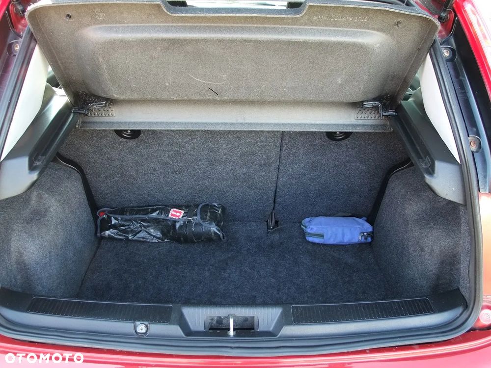 Fiat Punto 1.2 8V - 13