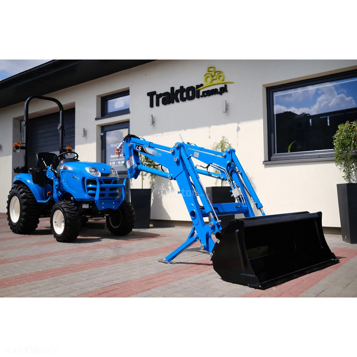 LS Traktor LS Tractor XJ25 HST - IND 4x4  24.4KM / ładowacz czołowy TUR LS LL2101 - 38