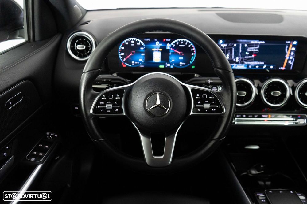 Mercedes-Benz GLA 250 e Progressive - 25