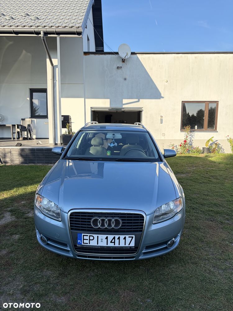 Audi A4 Avant - 1