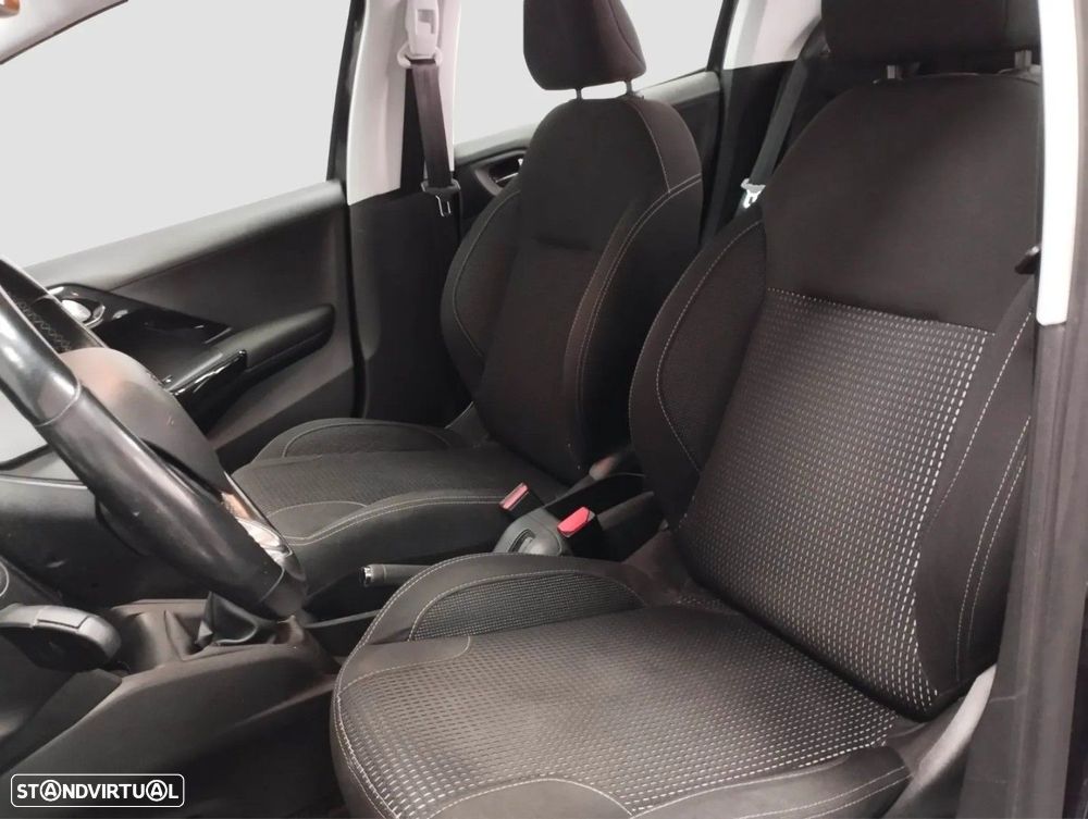 Peugeot 208 1.2 PureTech Style - 7