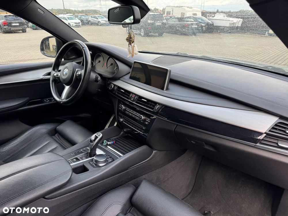 BMW X6 xDrive30d - 17