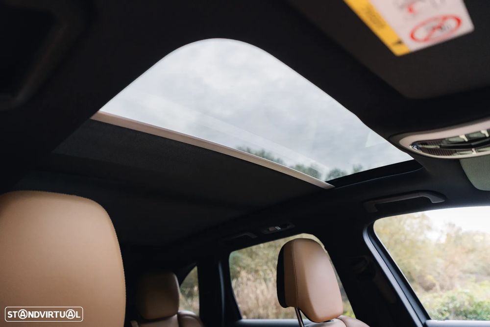 Porsche Cayenne - 25