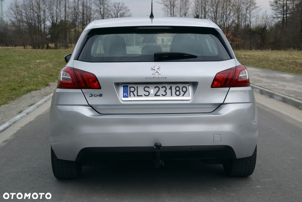 Peugeot 308 - 10