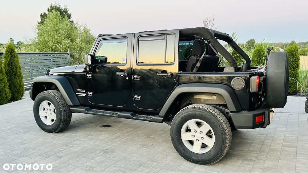 Jeep Wrangler - 4