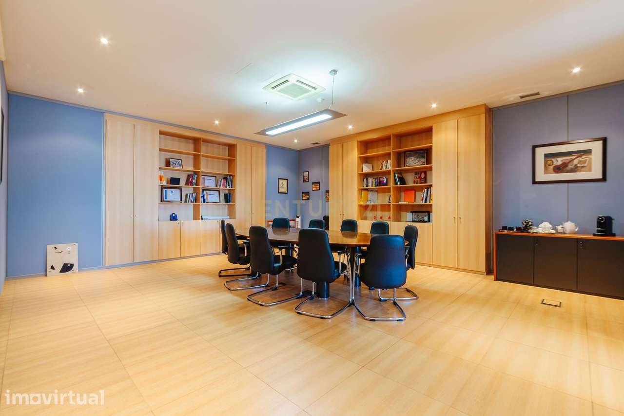 Escritório de Prestígio na Matinha | 651 m² | Vista Ponte Vasco da Gam - Grande imagem: 2/27