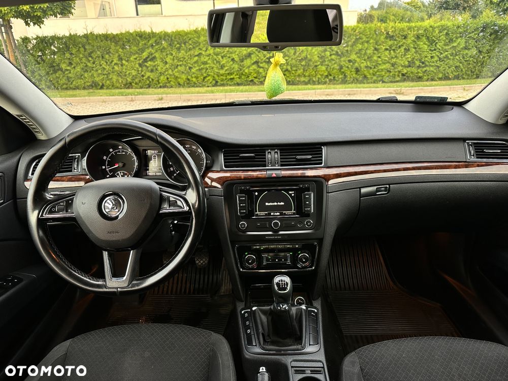 Skoda Superb 1.4 TSI Elegance - 24